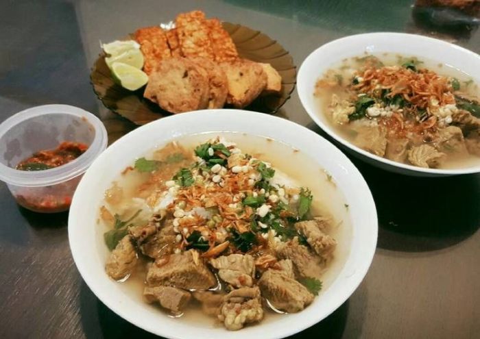 Resep Rahasia Soto Ayam Ala Restoran: Nikmatnya Kuliner Indonesia